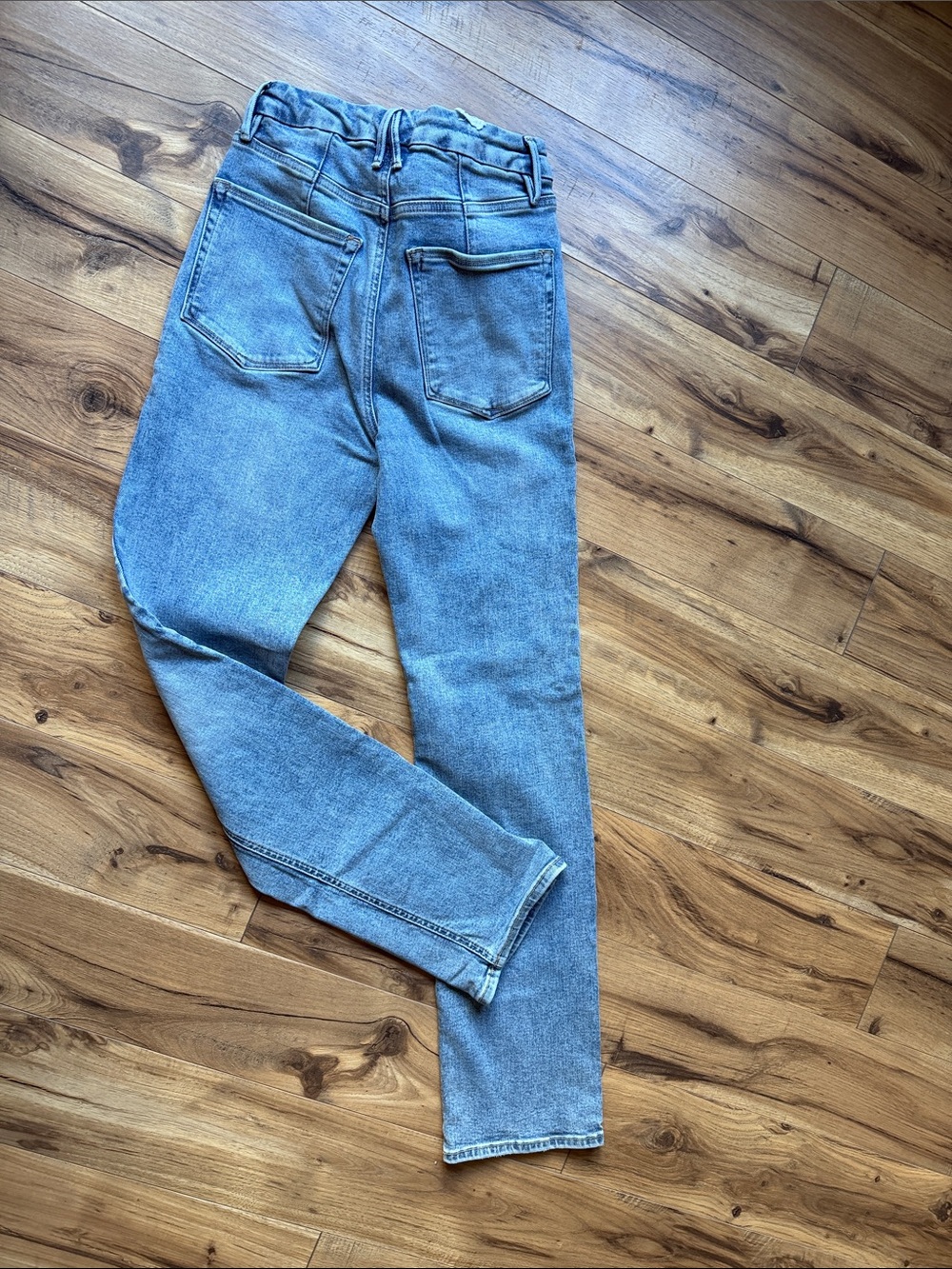 NWT Good American Always Fits Good Legs Straight Jeans 6